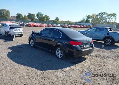 2013 Subaru Legacy 2.5I Premium из США, поврежденный, VIN 4S3BMBC65D3048235
